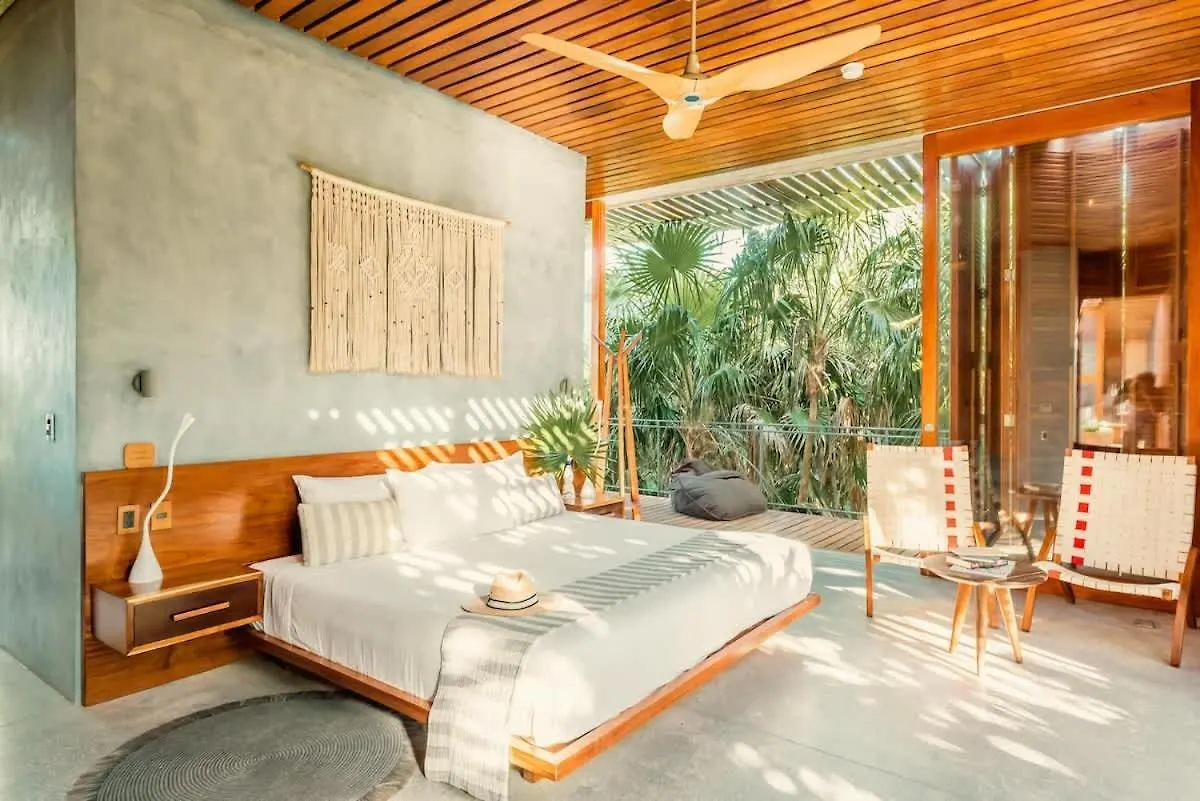 Design Awards Beach Villa With 4Br And Sky Pool Tulum
